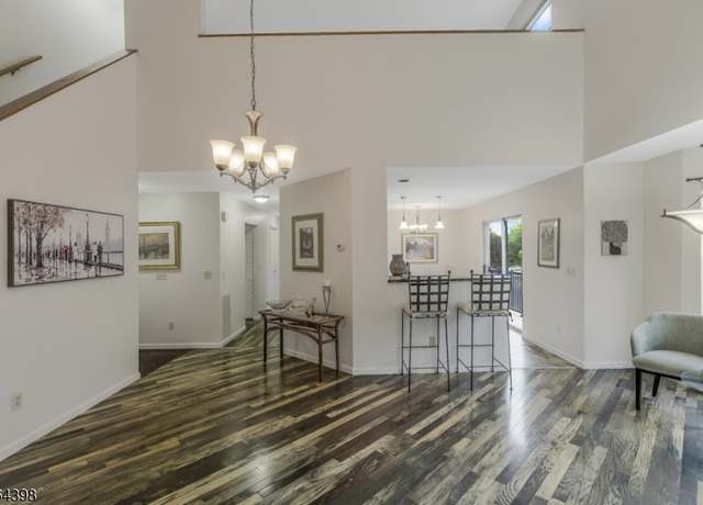 Property at 29 FOUR OAKS Rd, Bedminster Twp., NJ 07921-2049, 2 beds, 2.5 baths