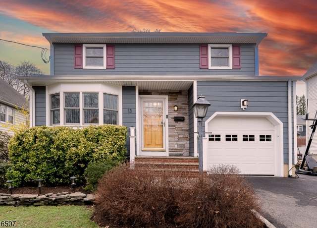 Property at 13 Henry St, Summit City, NJ 07901-3828, 3 beds, 2.5 baths
