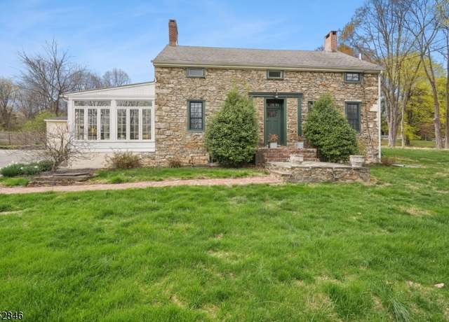 Property at 30 Parker Rd, Chester Twp., NJ 07853-3051, 4 beds, 2.5 baths