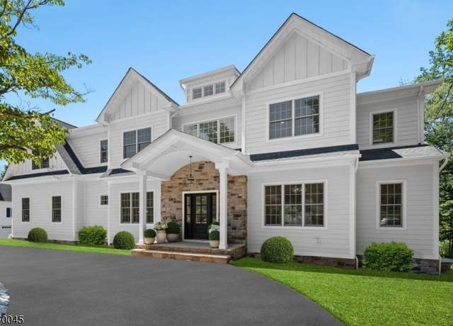 Property at 11 Penwood Rd, Livingston Twp., NJ 07039-2607, 6 beds, 5.5 baths