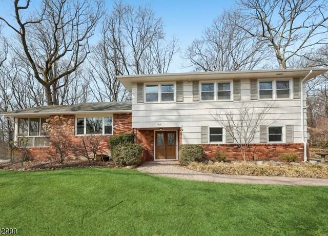 Property at 12 Skyview Ter, Parsippany-troy Hills Twp., NJ 07950-1506, 4 beds, 2.5 baths