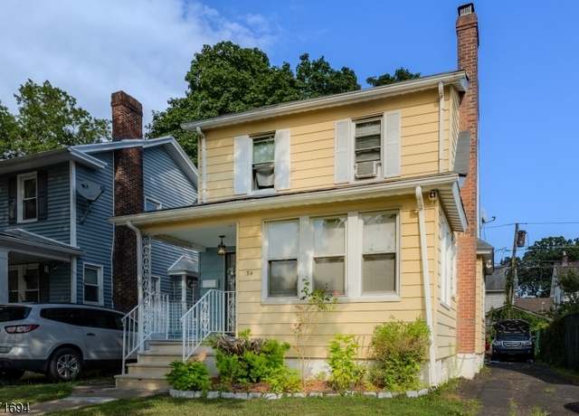 Property at 34 Warwick St, East Orange City, NJ 07017-5435, 3 beds, 1.5 baths