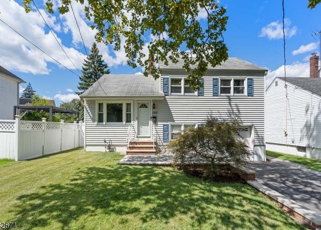 Property at 122 Berthold Ave, Rahway City, NJ 07065-1502, 3 beds, 1.5 baths
