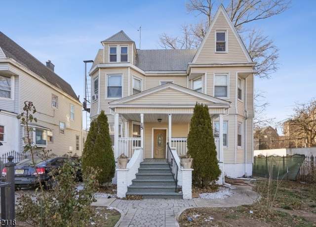 Property at 15 Eppirt St, East Orange City, NJ 07018-2961, 6 beds, 4 baths