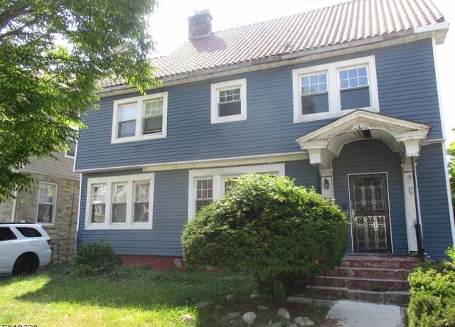 Property at 69-71 Girard Pl, Newark City, NJ 07108-1216, 5 beds, 3.5 baths