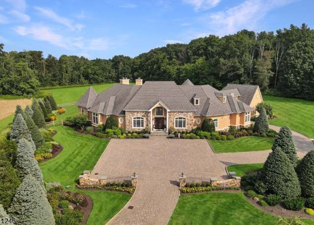 Property at 248 Old Turnpike Rd, Tewksbury Twp., NJ 07830-3432, 5 beds, 7.5 baths