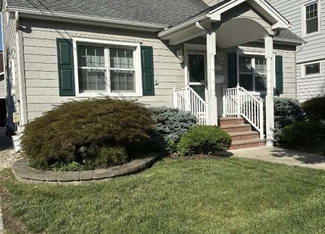 Property at 227 Mountainview Ave, Scotch Plains Twp., NJ 07076-1417, 4 beds, 2 baths