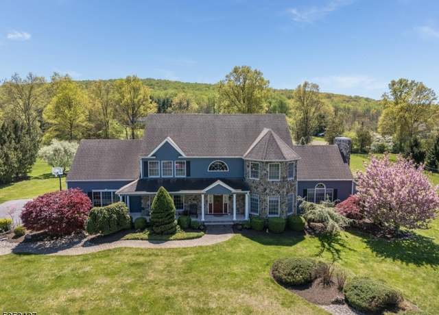 Property at 7 Deer Run, Clinton Twp., NJ 08833-3004, 4 beds, 4 baths