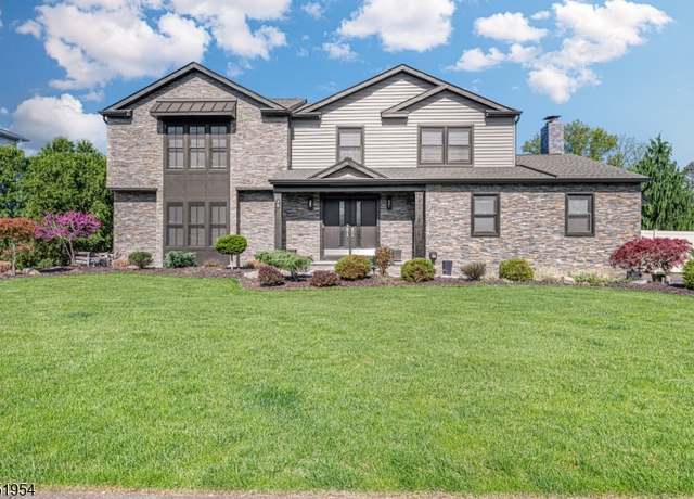 Property at 70 Verkade Dr, Wayne Twp., NJ 07470-8215, 4 beds, 2.5 baths