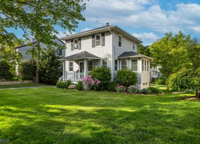 Property at 548 Main St, Chatham Boro, NJ 07928-2120, 3 beds, 1 bath