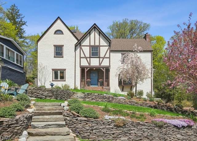 Property at 15 Warner Rd, Maplewood Twp., NJ 07040-2010, 4 beds, 3.5 baths