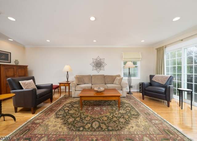 Property at 17 Pilgrim Ct, Morris Twp., NJ 07960-5737, 3 beds, 2.5 baths