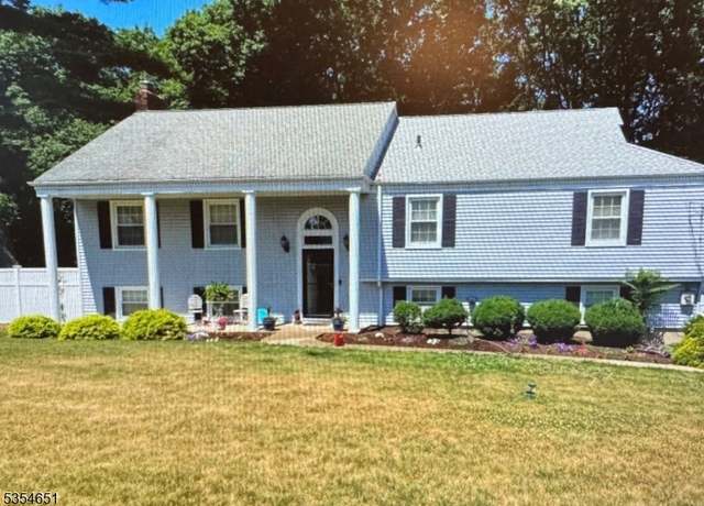 Property at 63 Skyline Dr, Morris Twp., NJ 07960-5146, 4 beds, 3 baths