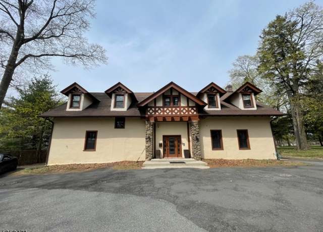 Property at 55 Ridgeway Ave, West Orange Twp., NJ 07052-3217, 13 beds, 7 baths