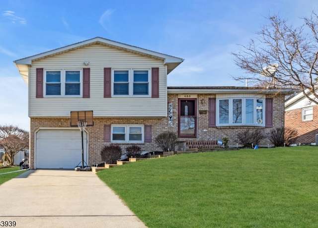 Property at 455 Ann St, Phillipsburg Town, NJ 08865-3305, 3 beds, 1.5 baths