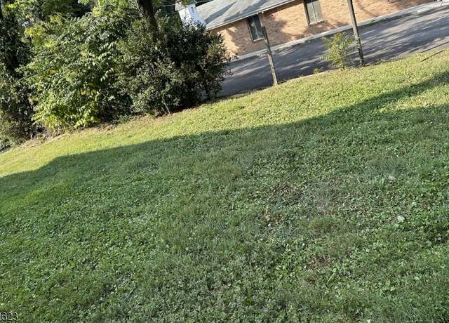Property at 647 S 2Nd St, Plainfield City, NJ 07060-1014