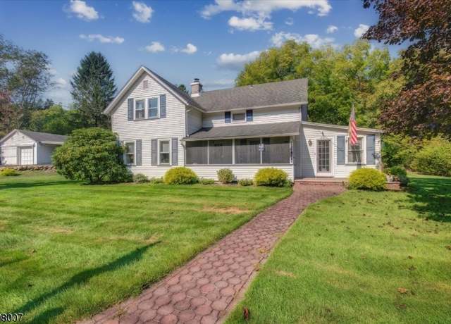 Property at 231 Russia Rd, Jefferson Twp., NJ 07438-9527, 4 beds, 2 baths