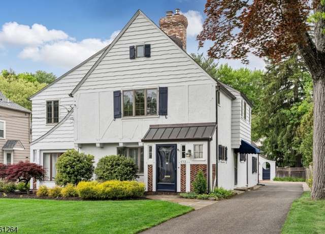 Property at 173 Sheridan Ave, Hohokus Boro, NJ 07423-1101, 4 beds, 2.5 baths