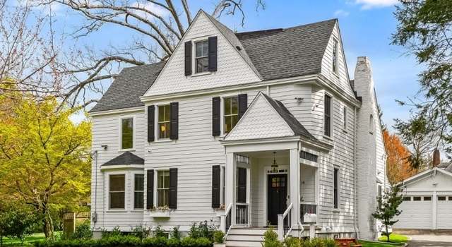 Photo of 16 The Cres, Millburn Twp., NJ 07078-2814