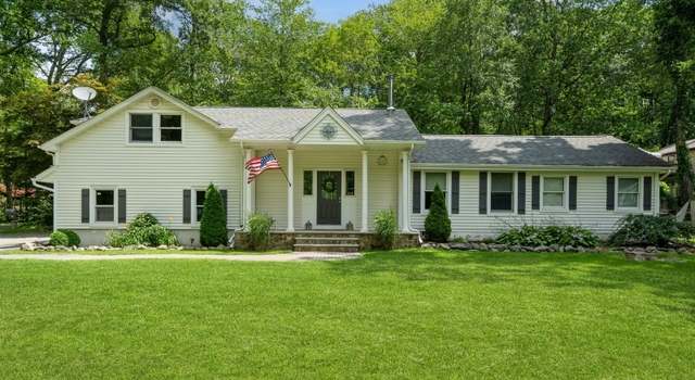 Photo of 218 Acabonack Rd, Highland Lakes, NJ 07422-1703