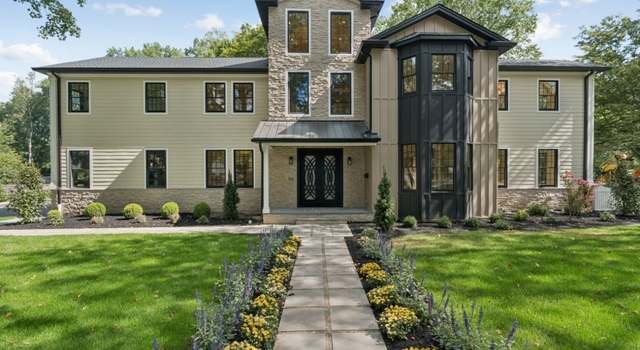 Photo of 50 Hillcrest Rd, Madison, NJ 07940-2504
