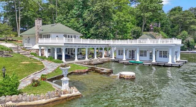 Photo of 45 Raccoon Island Rd, Lake Hopatcong, NJ 07849-2317