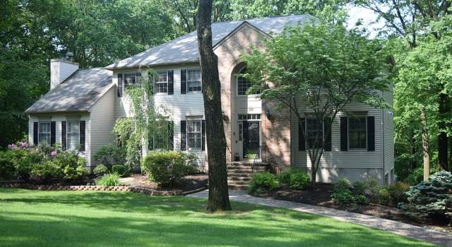 Photo of 28 E LOGAN Rd, Randolph Twp., NJ 07869-2622