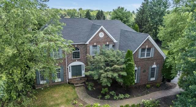 Photo of 36 Wyckoff Dr, Pittstown, NJ 08867-4237