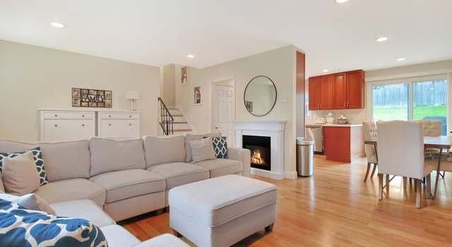 Photo of 29 Black Oak Dr, Vernon Twp., NJ 07462-3415