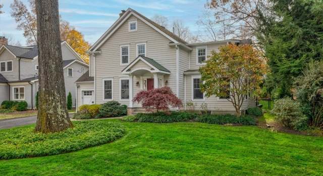 Photo of 21 Yarmouth Rd, Chatham Twp., NJ 07928-1821