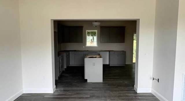 Photo of 9 Heather Hill Rd, Washington Boro, NJ 07882-4420