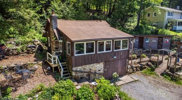 Photo of 31 E Shore Trl, Sandyston Twp., NJ 07826-5018