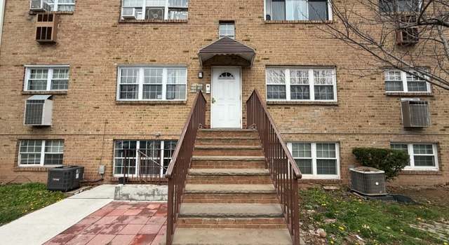 Photo of 467 College Dr, Edison Twp., NJ 08817-5951