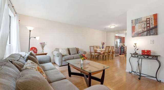 Photo of 174 GRANTHAM Dr, Franklin Twp., NJ 08873-6459