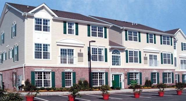 Photo of 301 Rainbow Way #301, Phillipsburg, NJ 08865-1576