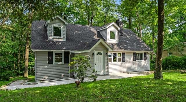 Photo of 7 Mondamin Rd, Highland Lakes, NJ 07422-1418