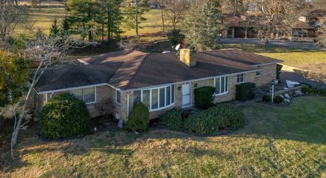 Photo of 5 Broad View Pl, Raritan Twp., NJ 08822-4611