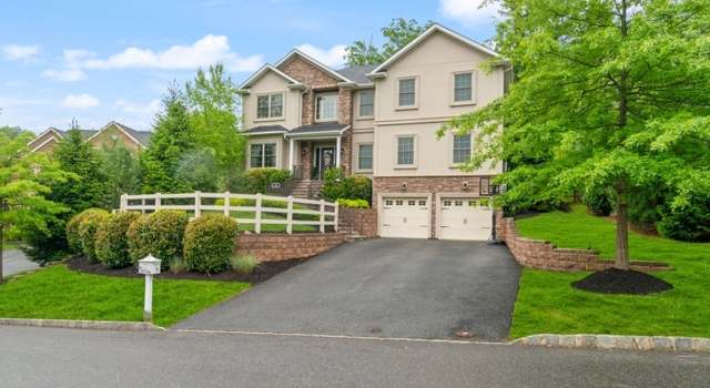 Photo of 16 Himsl Ct, West Orange Twp., NJ 07052-1443