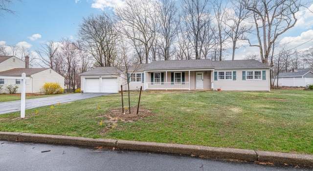 Photo of 5 Deauville Dr, Parsippany-troy Hills Twp., NJ 07054-4011