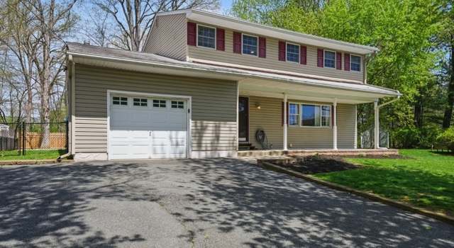 Photo of 31 Hillery Dr, Mount Olive Twp., NJ 07836-9527