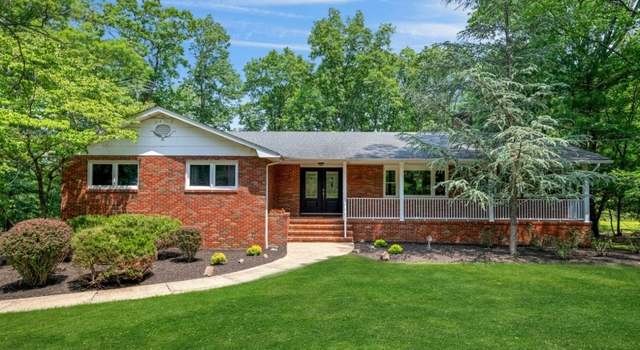 Photo of 958 Papen Rd, Bridgewater, NJ 08807-1375