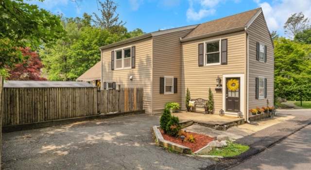 Photo of 88 Stanhope Rd, Sparta Twp., NJ 07871-2258
