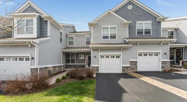 Photo of 5 Blazing Star Way, Hackettstown, NJ 07840-3136