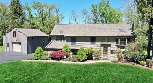 Photo of 18 Bissell Rd, Lebanon, NJ 08833-4423