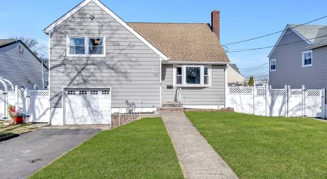 Photo of 1125 Richmond Pl, Union Twp., NJ 07083-7623