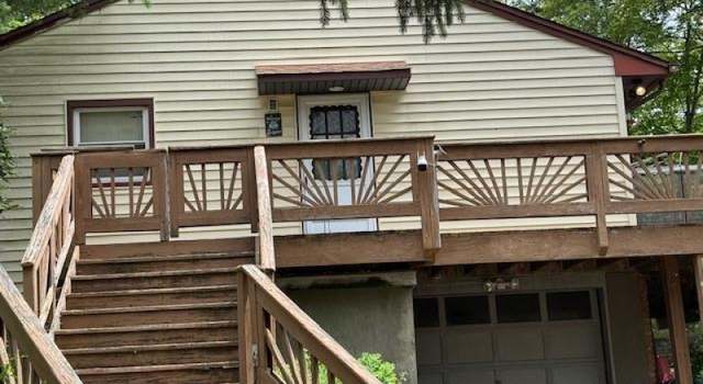 Photo of 2 Margaret Ln, Sussex, NJ 07461-4405
