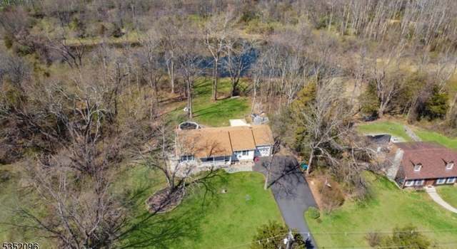 Photo of 12 Gwinup Rd, Blairstown Twp., NJ 07825-9608