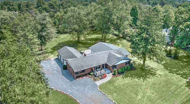 Photo of 14 Miller Ave, Tewksbury Twp., NJ 08858-7046