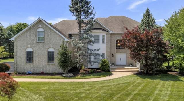 Photo of 33 Briarwood Dr E, Warren, NJ 07059-6780