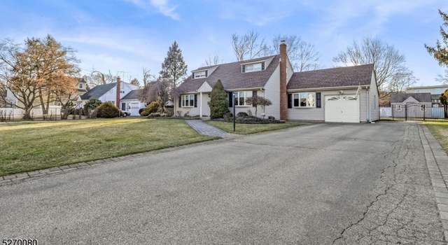 Photo of 5 Colonial Ter, Pequannock Twp., NJ 07444-1003